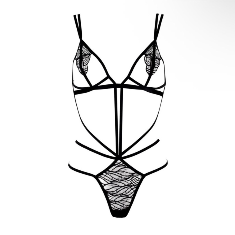 NEW BlueBella Emerson strappy teddy